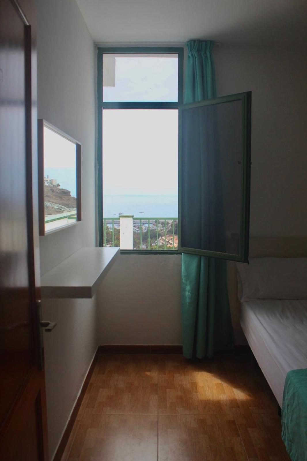 Apartamentos Halley Puerto Rico  Buitenkant foto